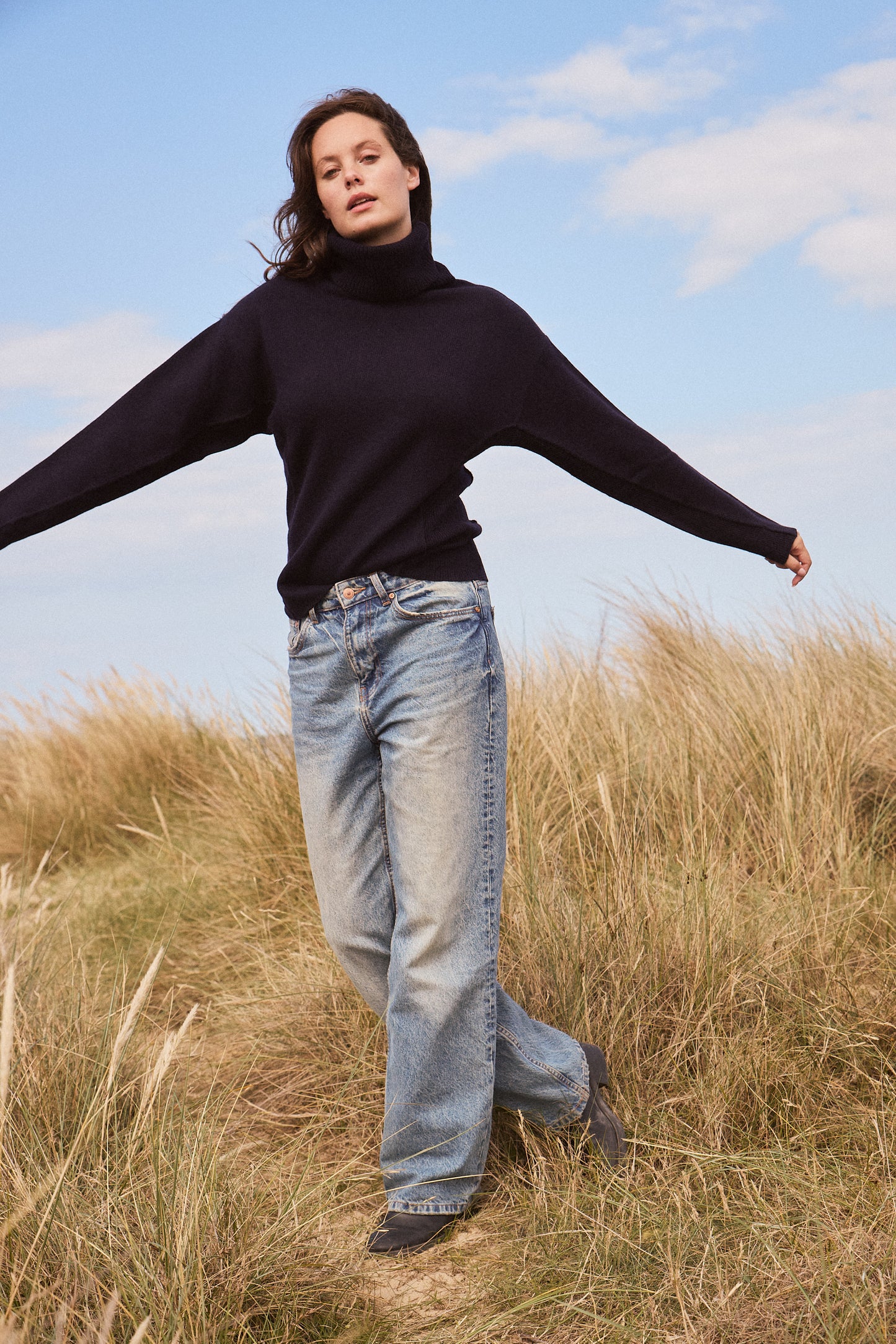 Thick, Premium Wool & Cashmere Roll Neck Jumper