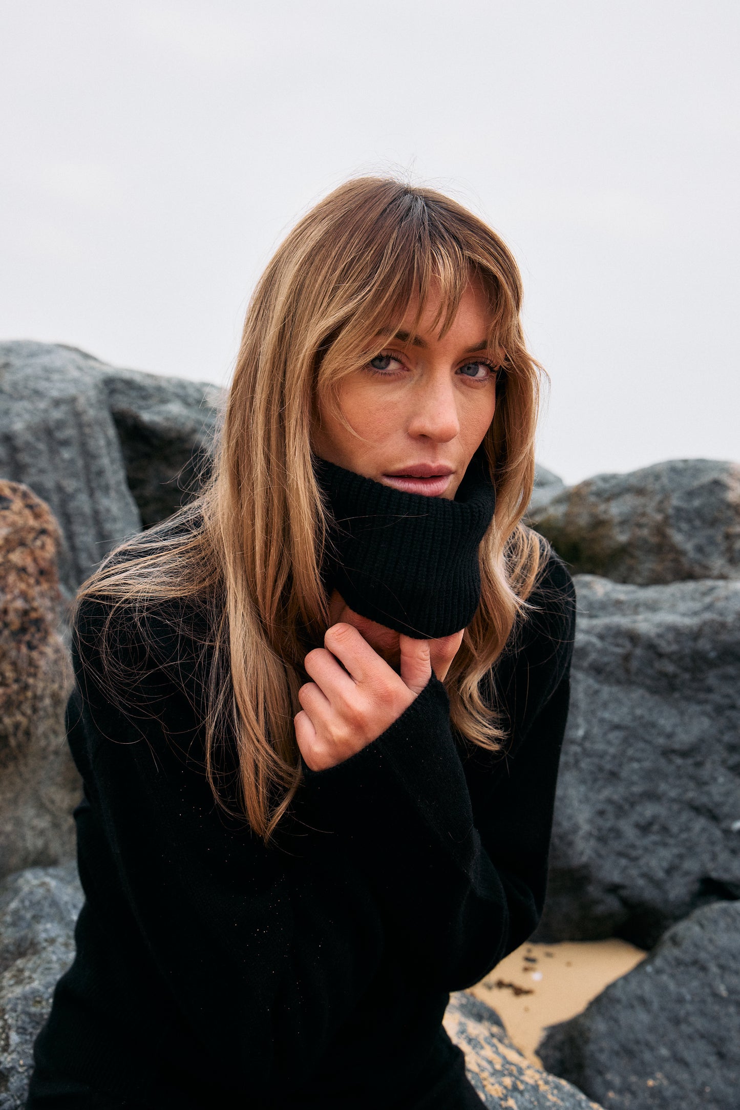 Thick, Premium Wool & Cashmere Roll Neck Jumper