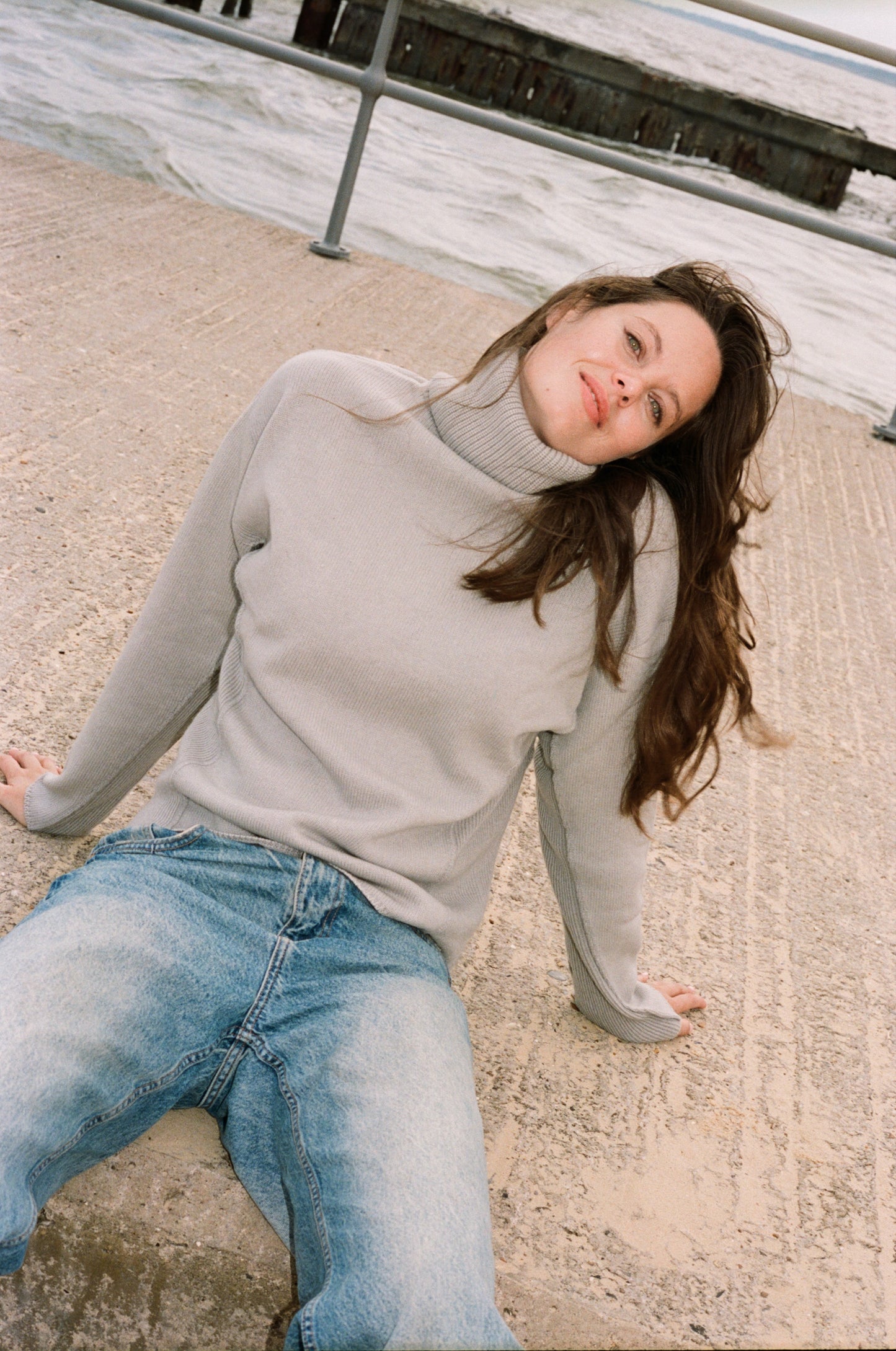 Thick, Premium Wool & Cashmere Roll Neck Jumper