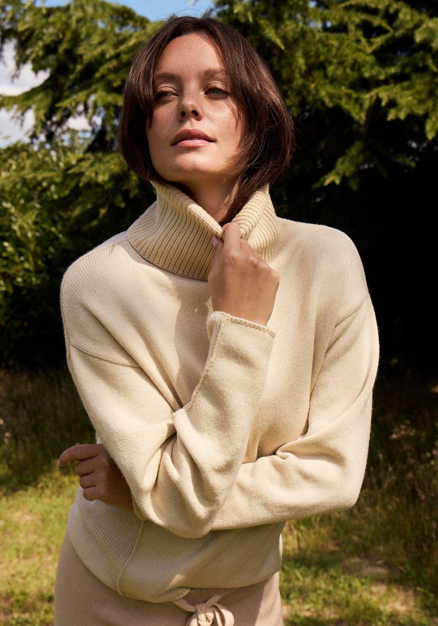 Thick, Premium Wool & Cashmere Roll Neck Jumper