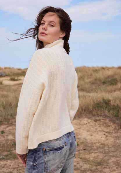 Wool & Cashmere Zip Cardigan.