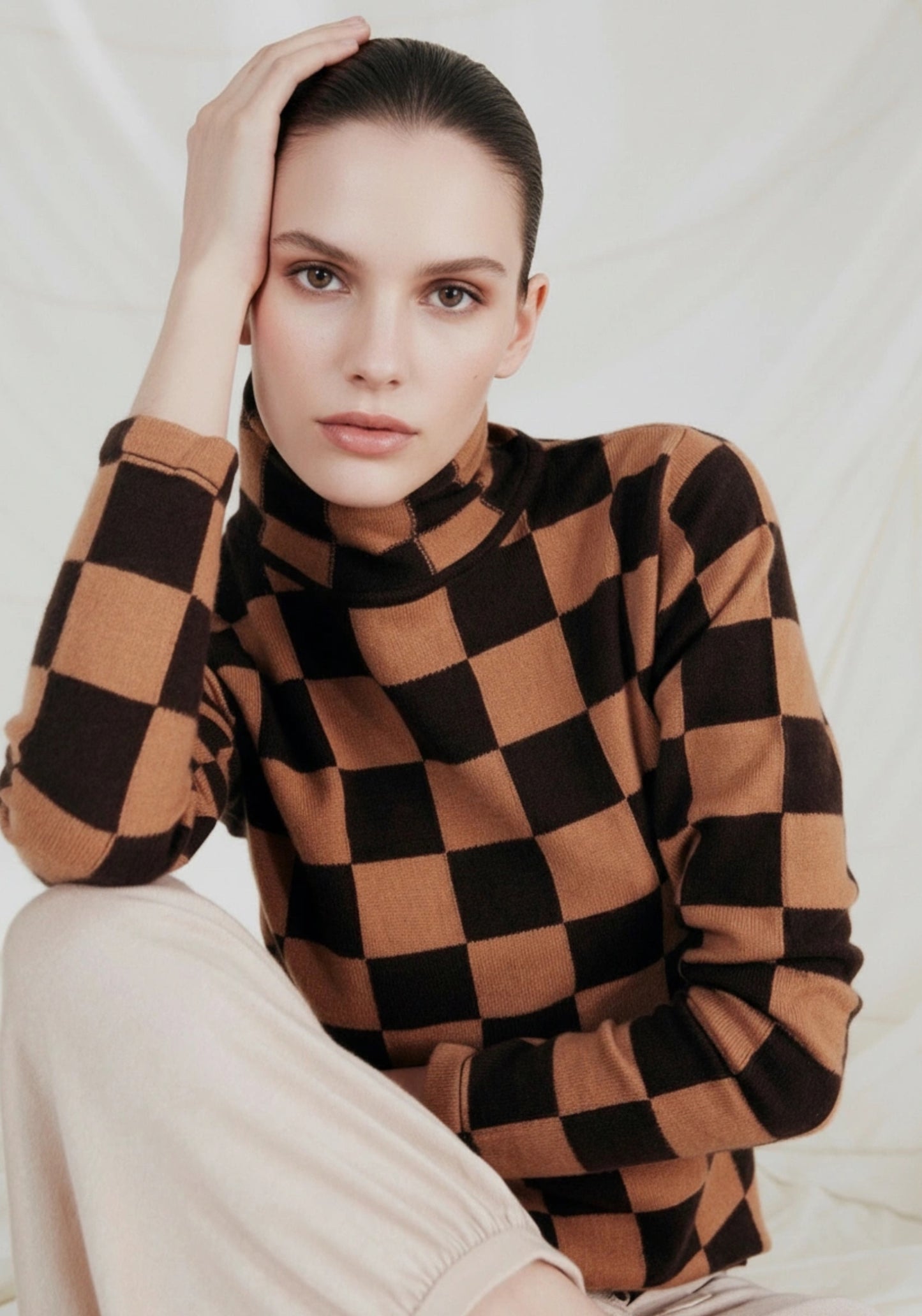 100% Cashmere Chessboard Roll Neck.