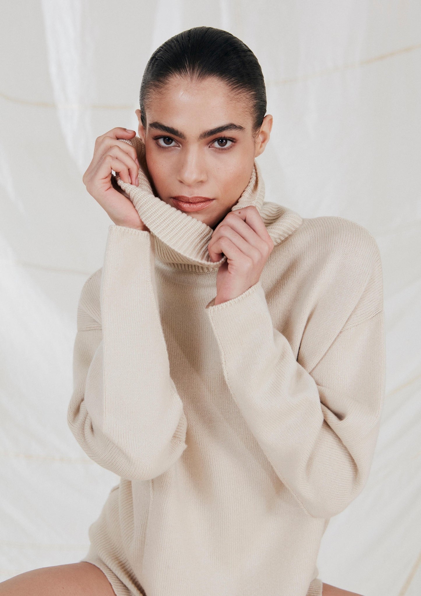 Thick, Premium Wool & Cashmere Roll Neck Jumper