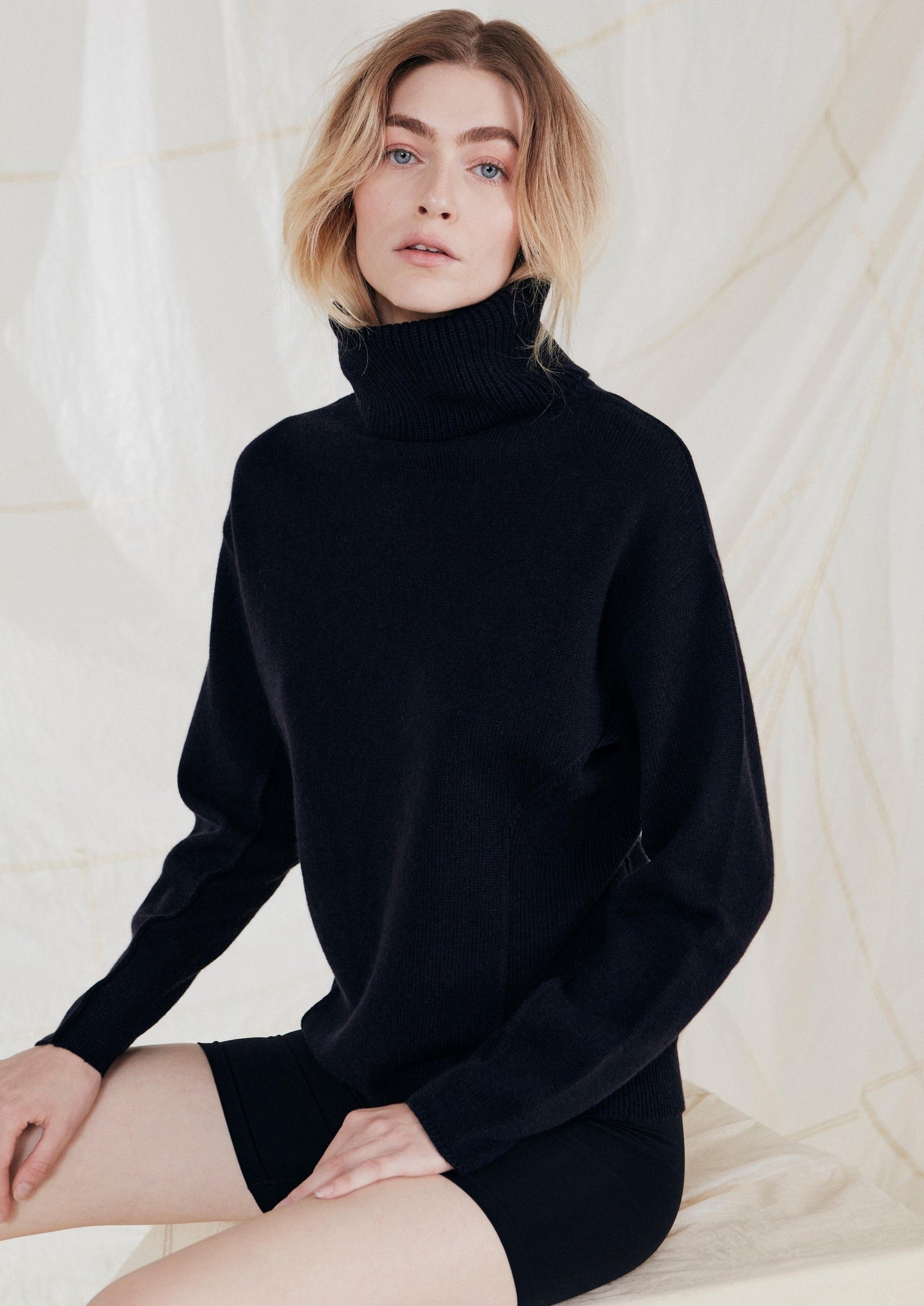 Thick, Premium Wool & Cashmere Roll Neck Jumper