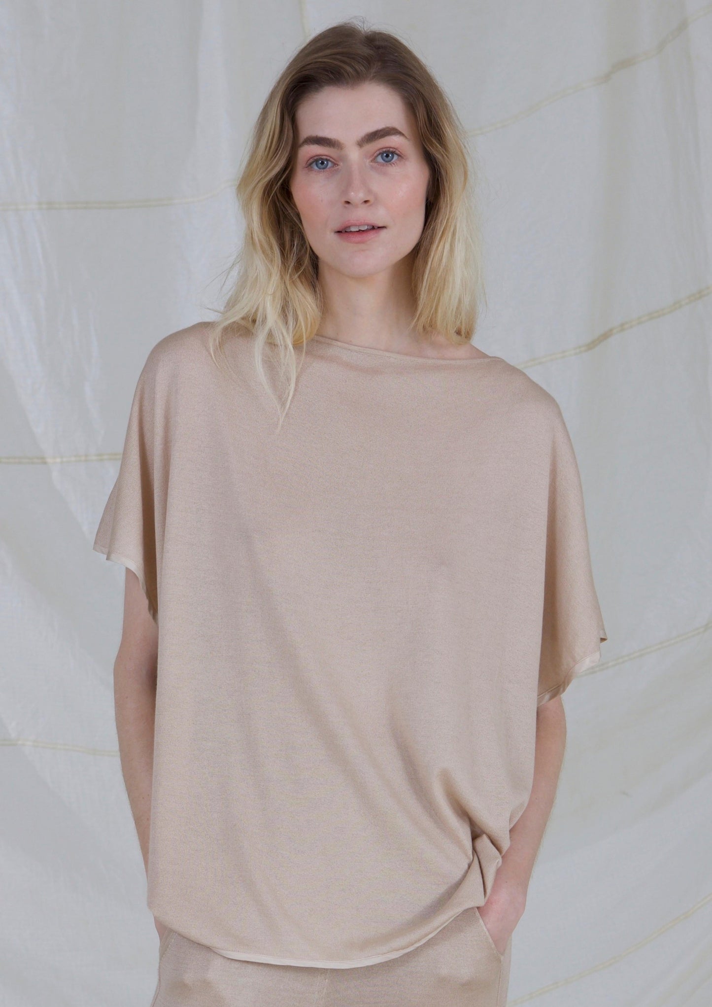 Short Sleeve Silk & Cashmere Boat Neck Top